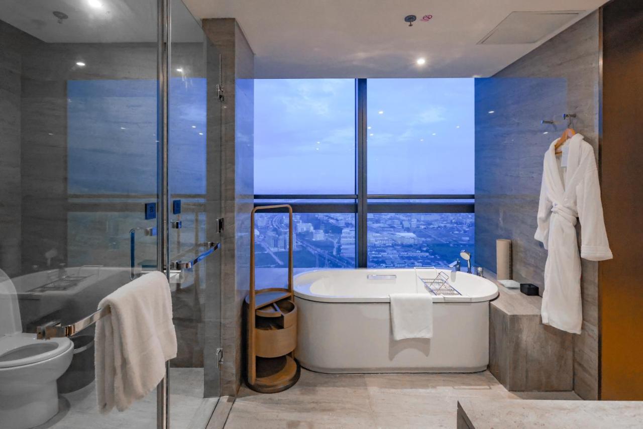 The Westin Zhongshan Guzhen Esterno foto